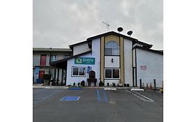 Hotel Avenida Victorville I 15