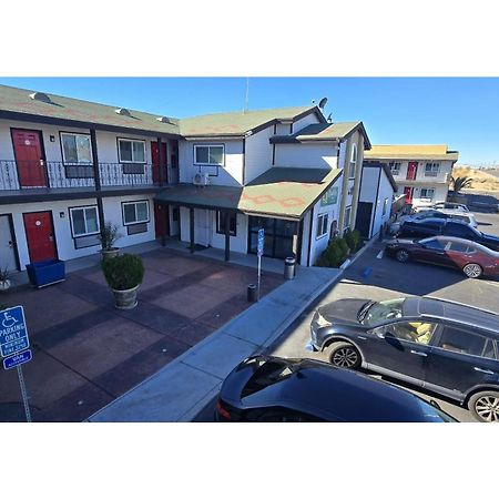 Hotel Avenida Victorville I 15 Exterior photo