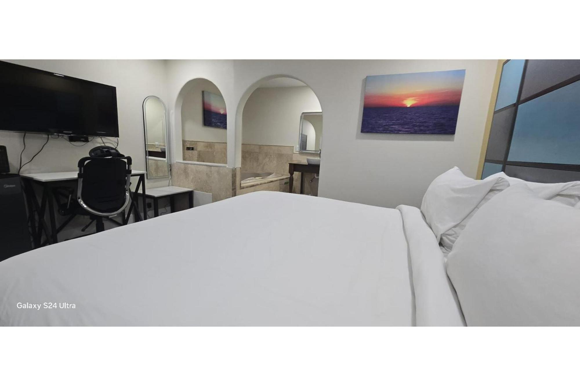 Hotel Avenida Victorville I 15 Exterior photo